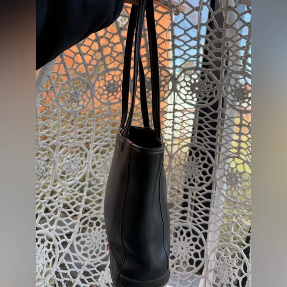 Coach Bleecker Vintage Black Leather Tote Bag made in USA - Picture 2 of 7